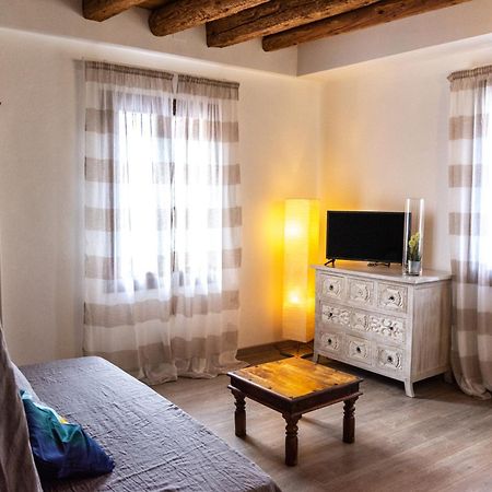 La Casa Di Bassano Apartment Басано дел Грапа Екстериор снимка