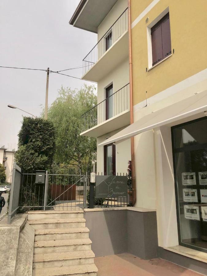 La Casa Di Bassano Apartment Басано дел Грапа Екстериор снимка